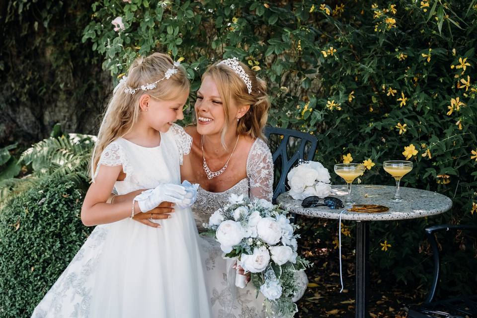 Bride and daughter