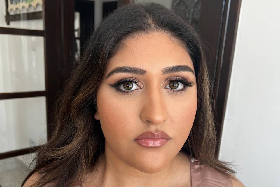 Wedding guest glam