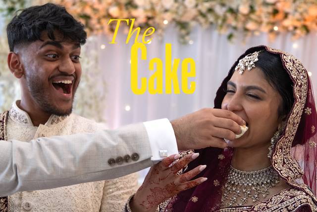 Hilarious cake shenanigans