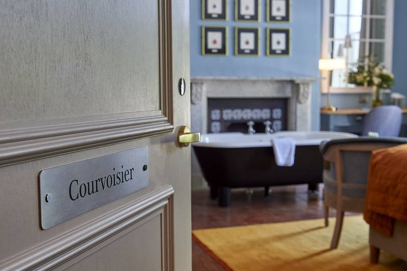 Courvoisier Suite