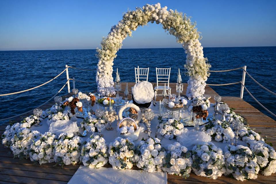 Mediterranean Sofreh Aghd
