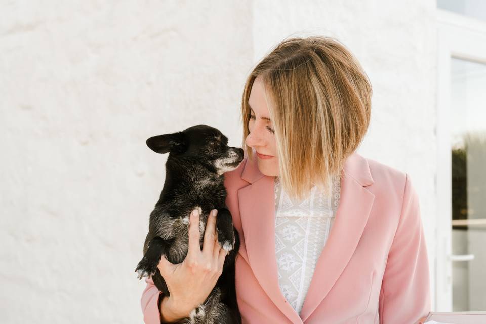 Doggy bridesmaids rock