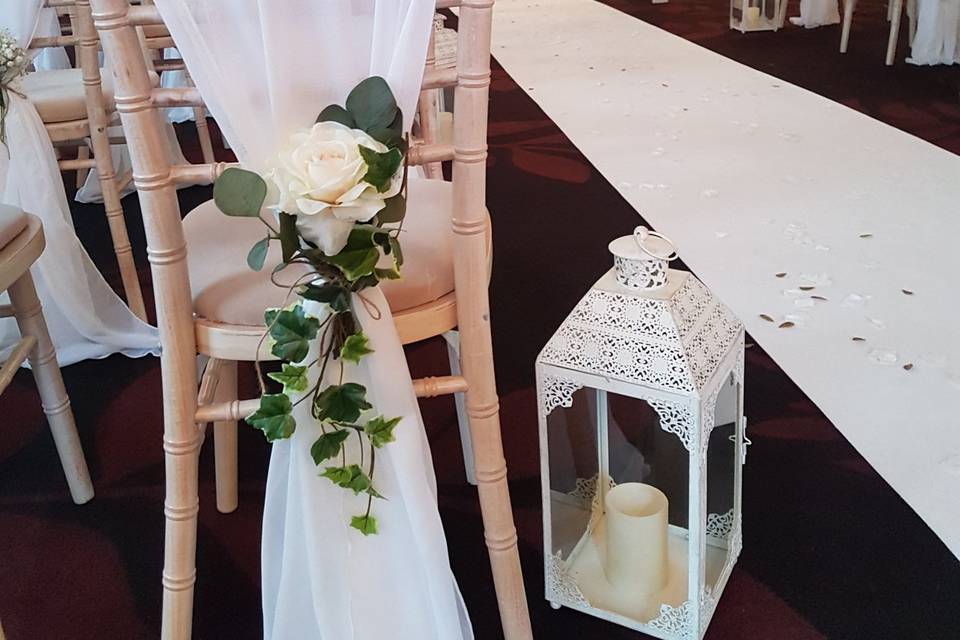 Chiavari Chair and flowers