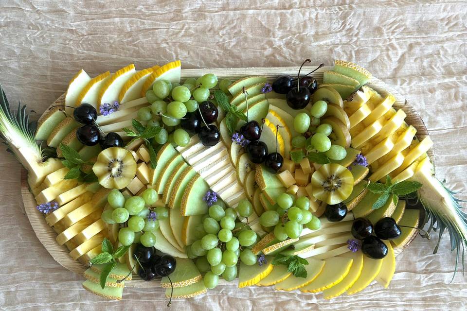 Fruit & cheese platter