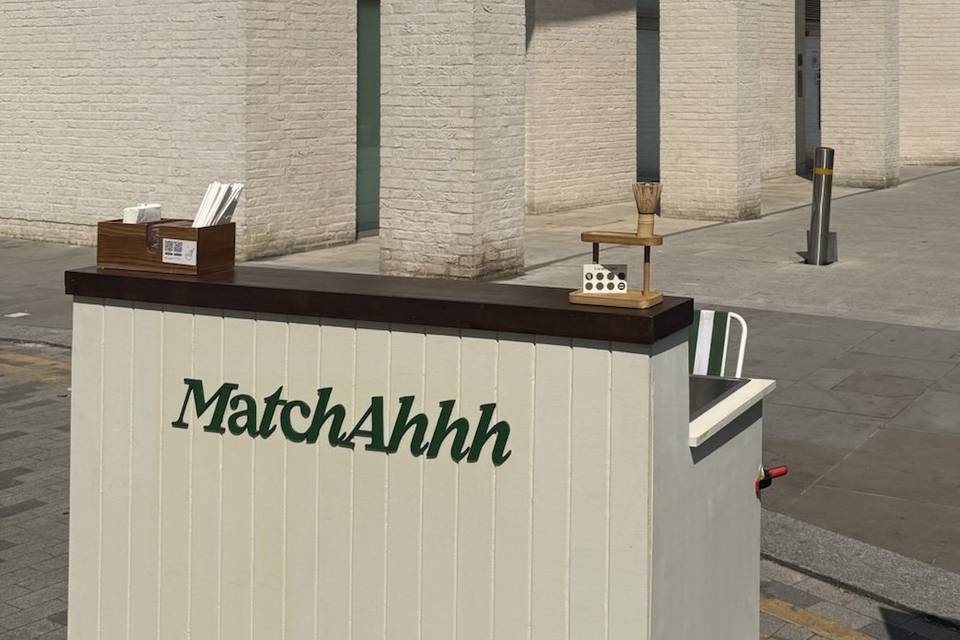 Matcha Bar: outdoors