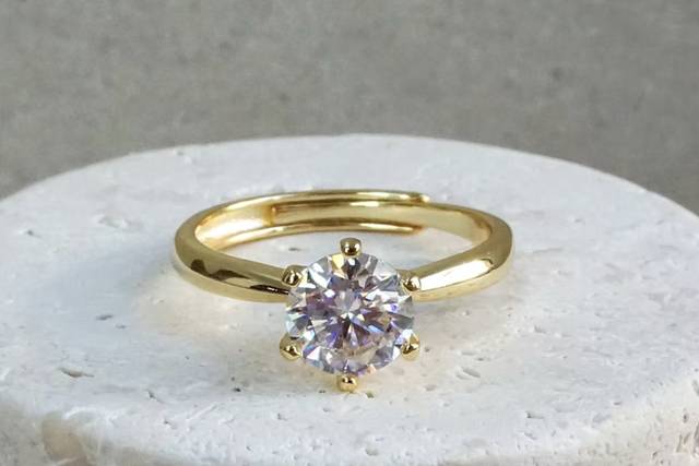 1ct Adjustable Engagement Ring