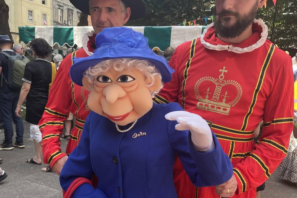 Her majesty paying a visit