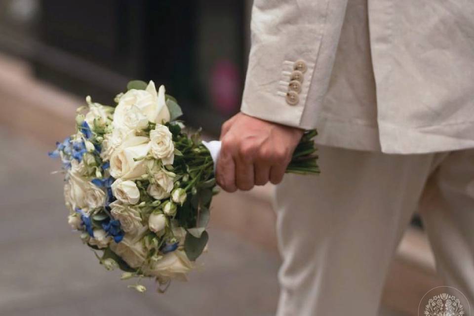 Blue and white bouquet