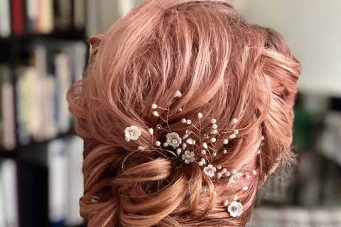 Beautiful bridal makeup & hair