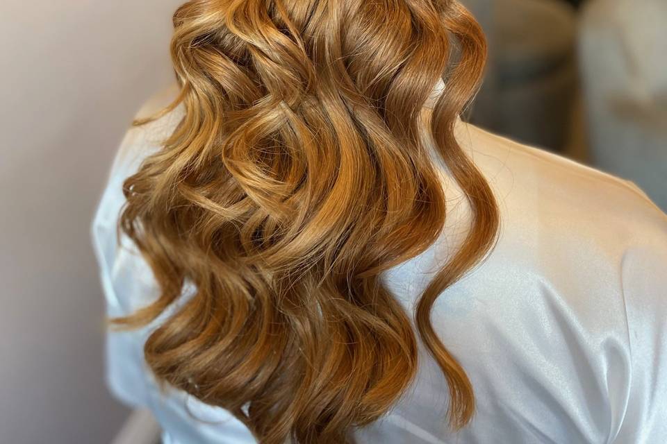 Soft Waves Half-up Hairstyle