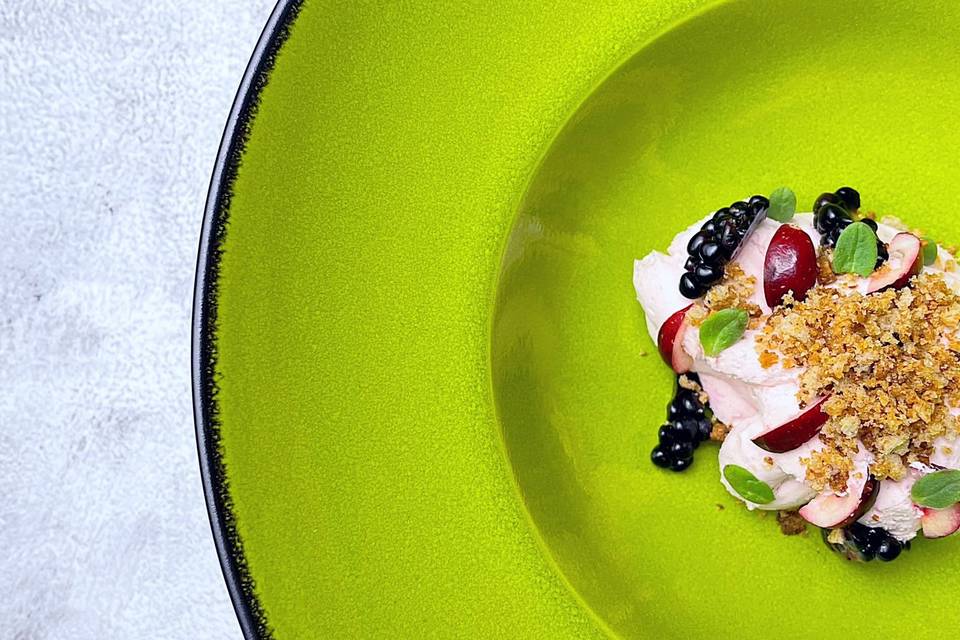 Blackberry parfait