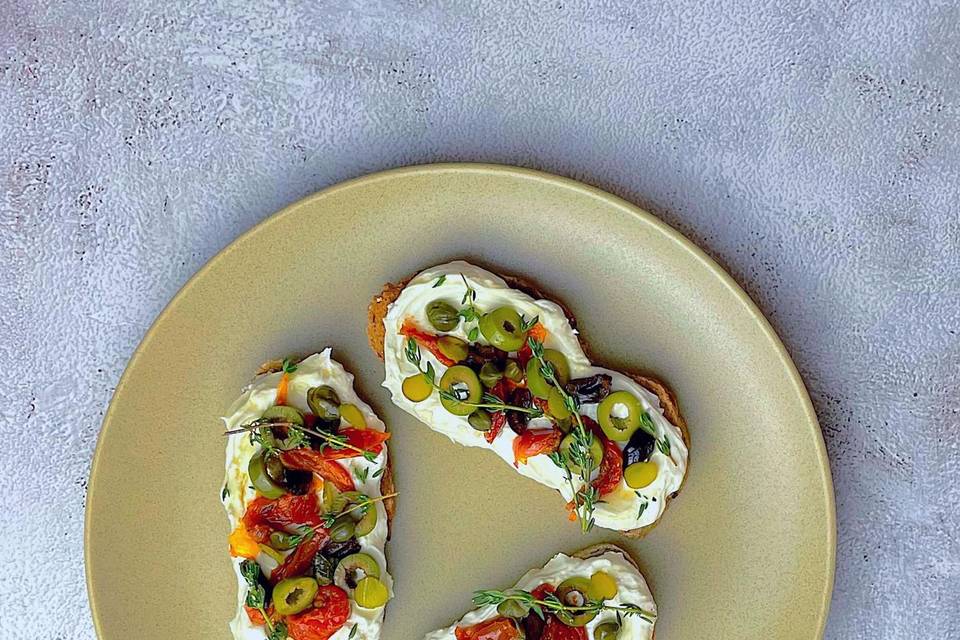 Whipped Goats Cheese brushetta