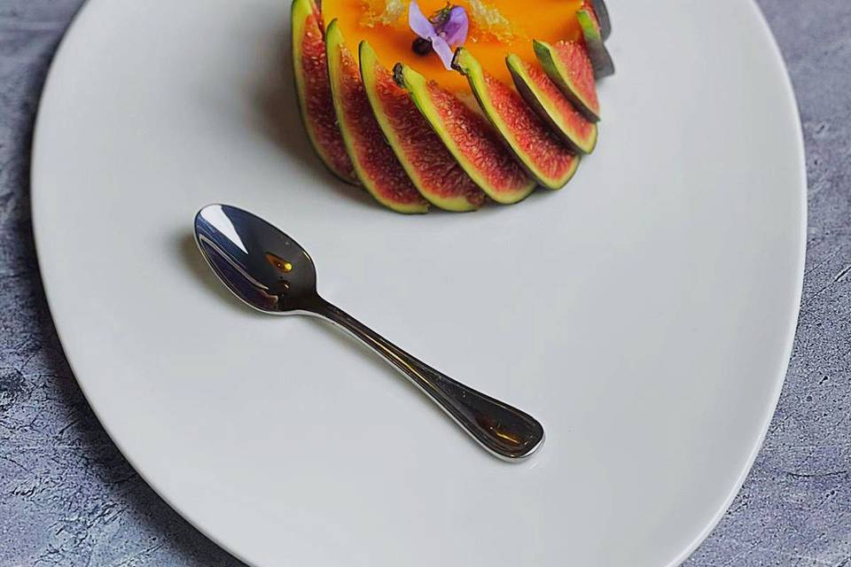 Passion fruit & fig delice
