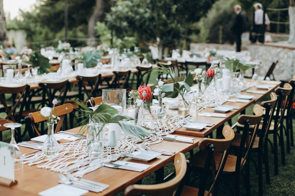 Wedding table setup