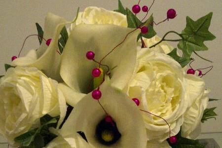 Elegant Bouquet of Roses and Calla, With Added Hot Pink Beading