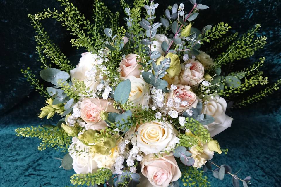 Bride's posy with roses