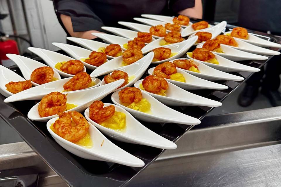 Cajun prawn canapés