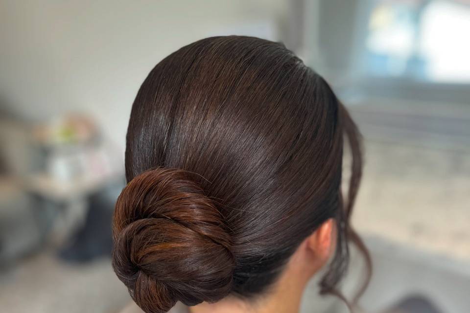 Sleek knotted bun