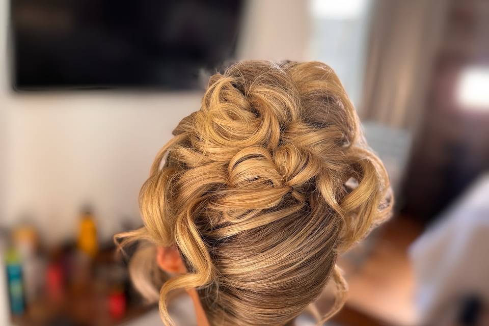 Volume French twist