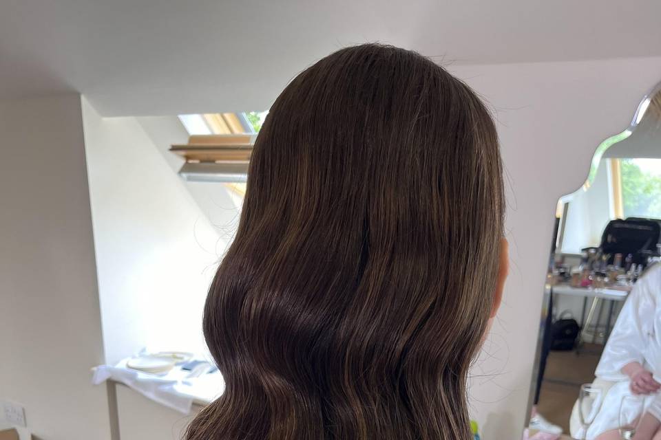 Pulled back waves