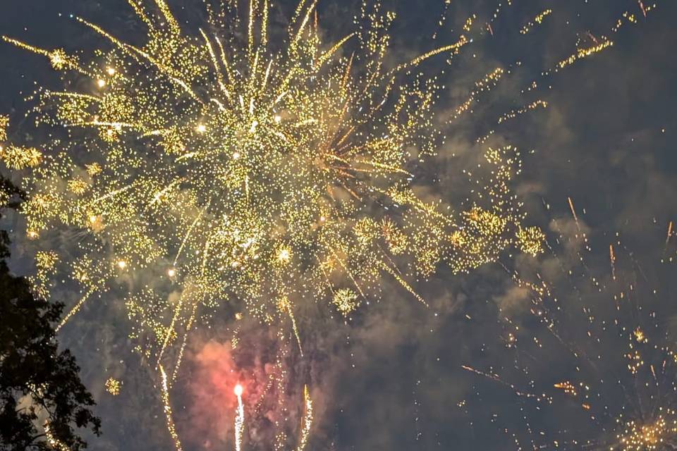 Shell bursts