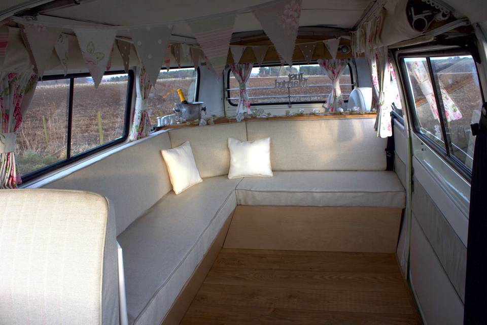 Moomin 6 seater interior