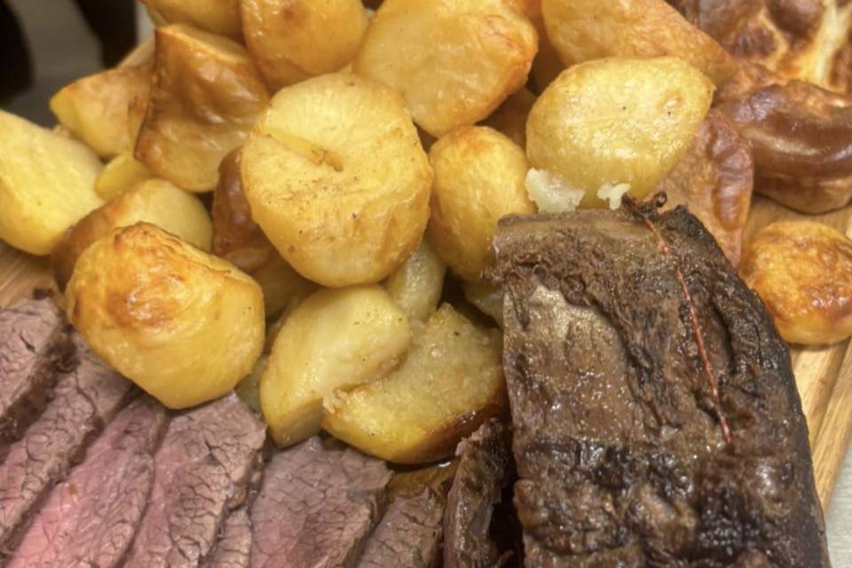 Roast beef sharing board