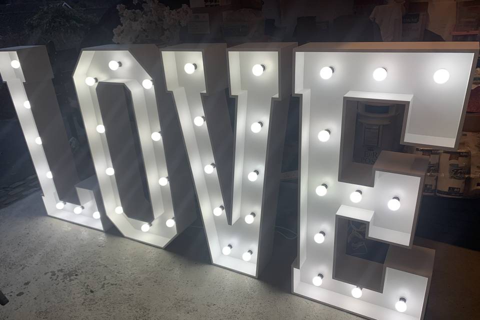 4ft Light up LOVE letters