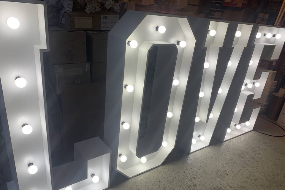 4ft light up LOVE letters