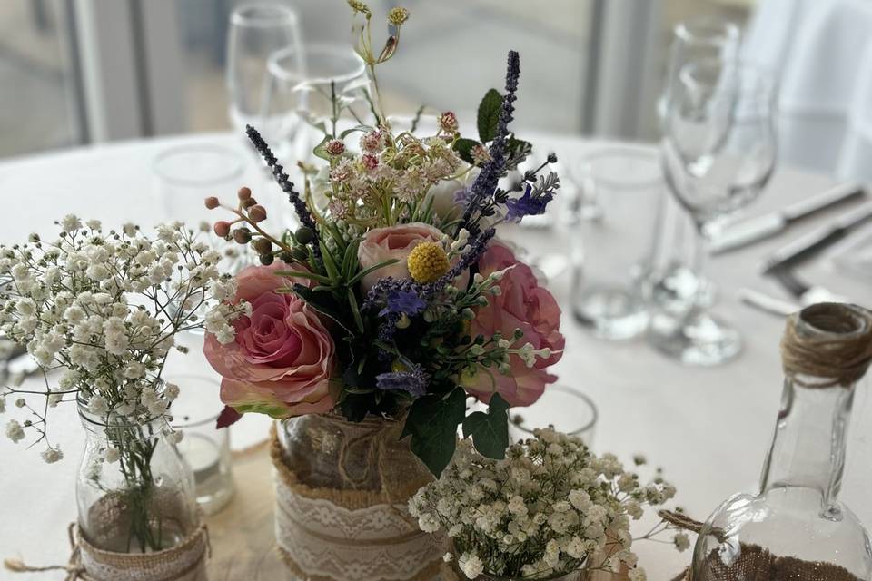 Rustic centrepiece