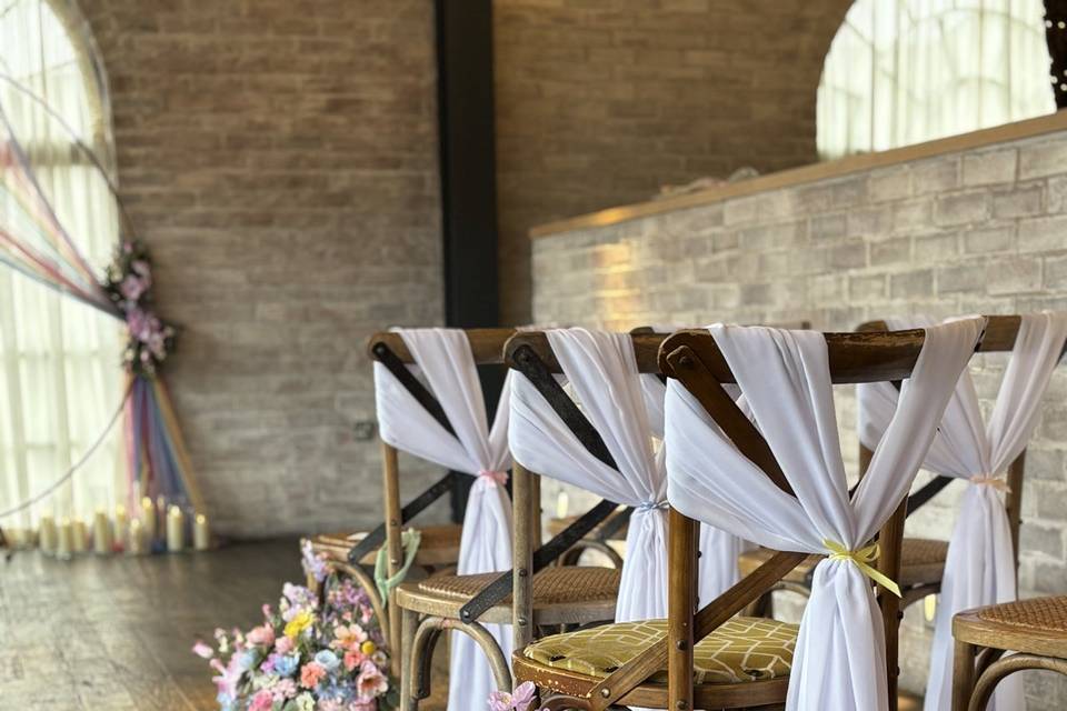 Spring aisle florals