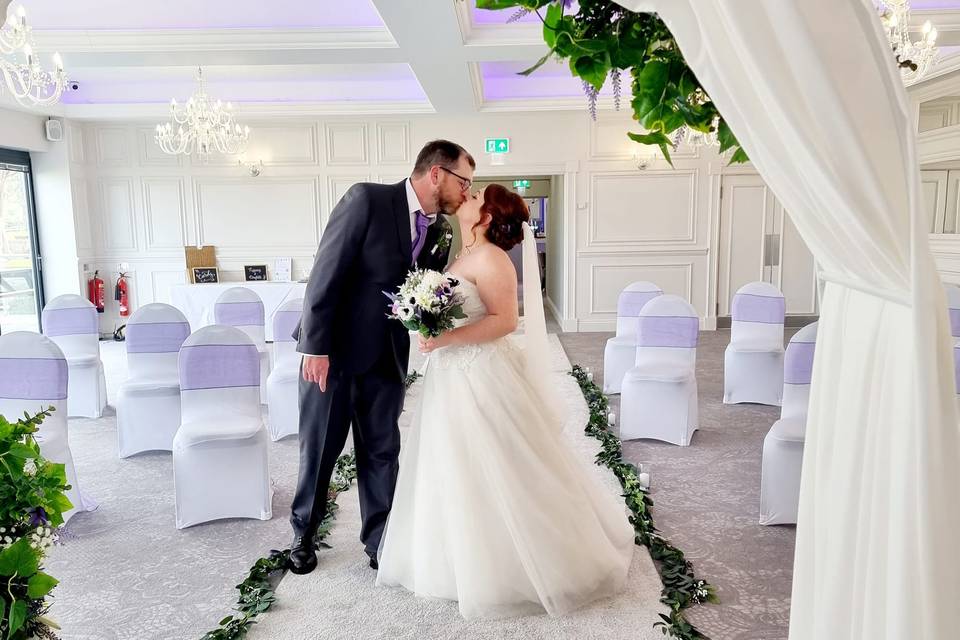 Bride and Groom Aisle