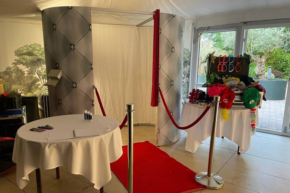 Wedding Photo Booth