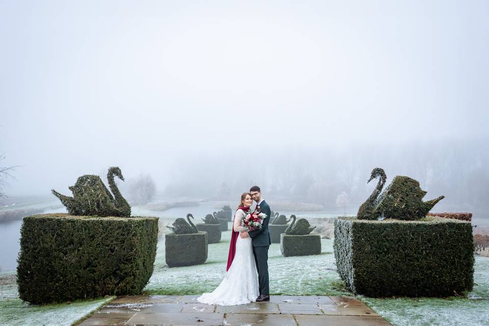 A wedding in the fog