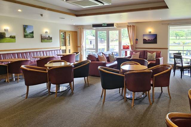 Balcony Bar (1st floor) 03