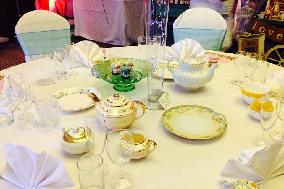 Vintage china hire