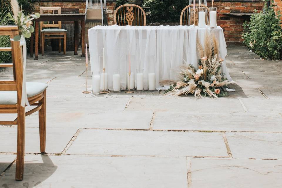 Outdoor Ceremony Decor