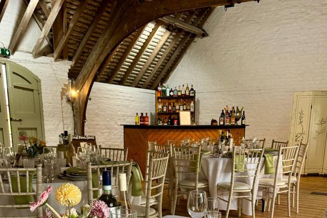 Pop Up Bar - Wedding set up