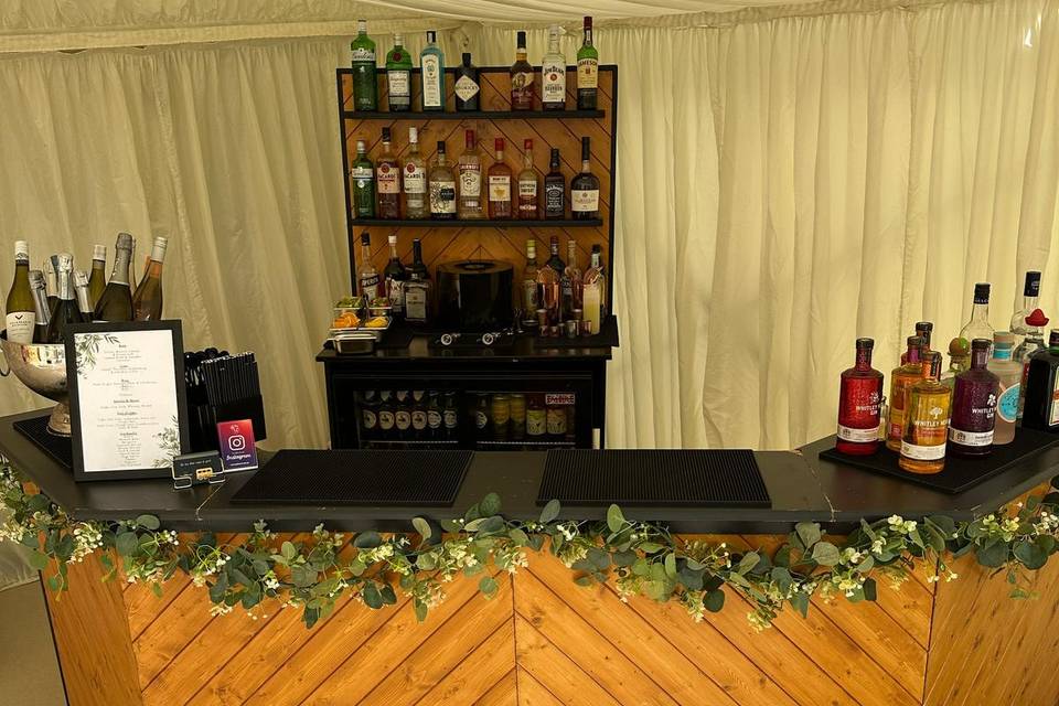 Pop Up Bar - Wedding set up