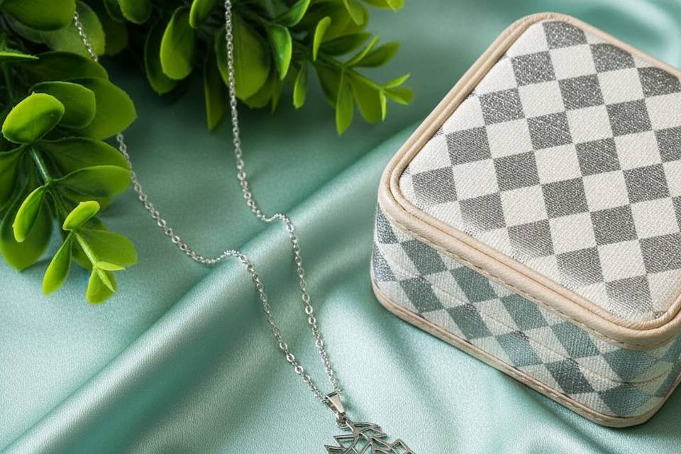 Silver Leaf Necklace