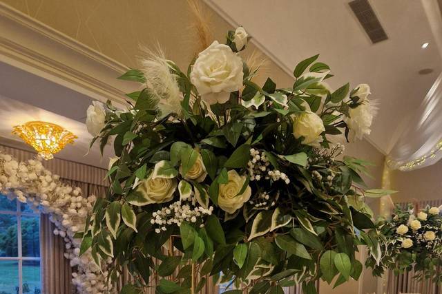 Large Centrepiece