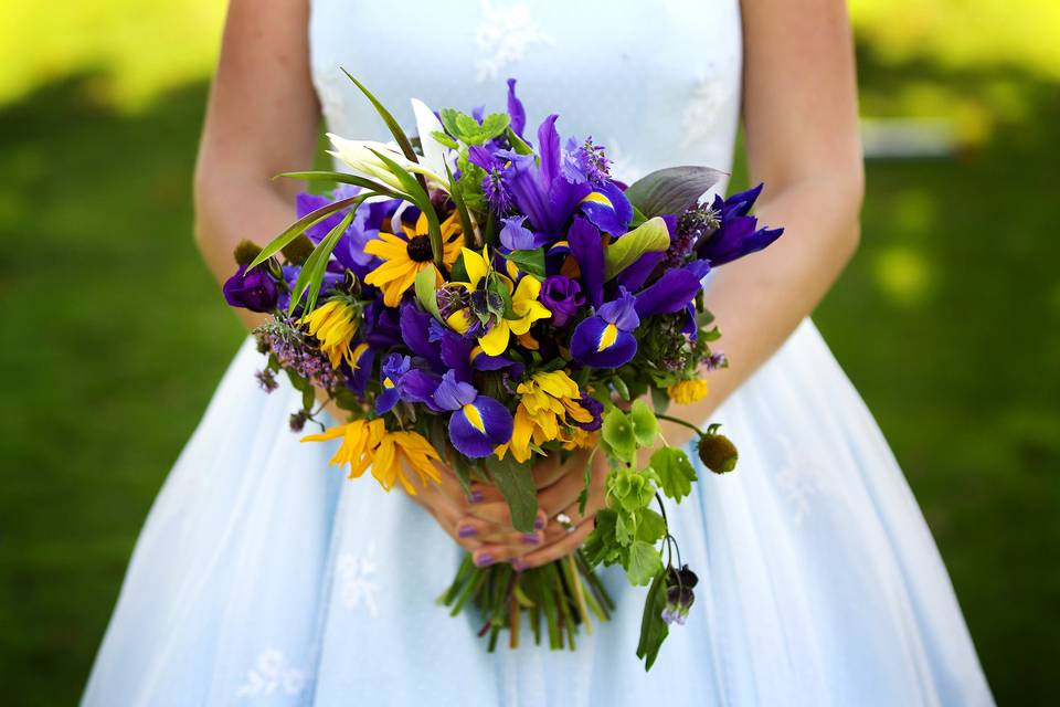 Colourful Bouquet - Photo: Paul Goode.