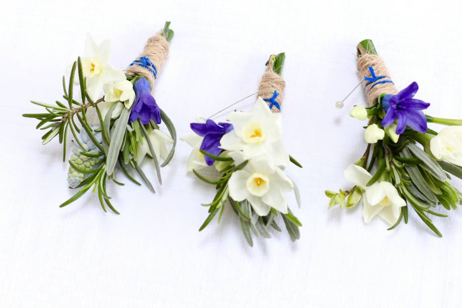 Spring buttonholes