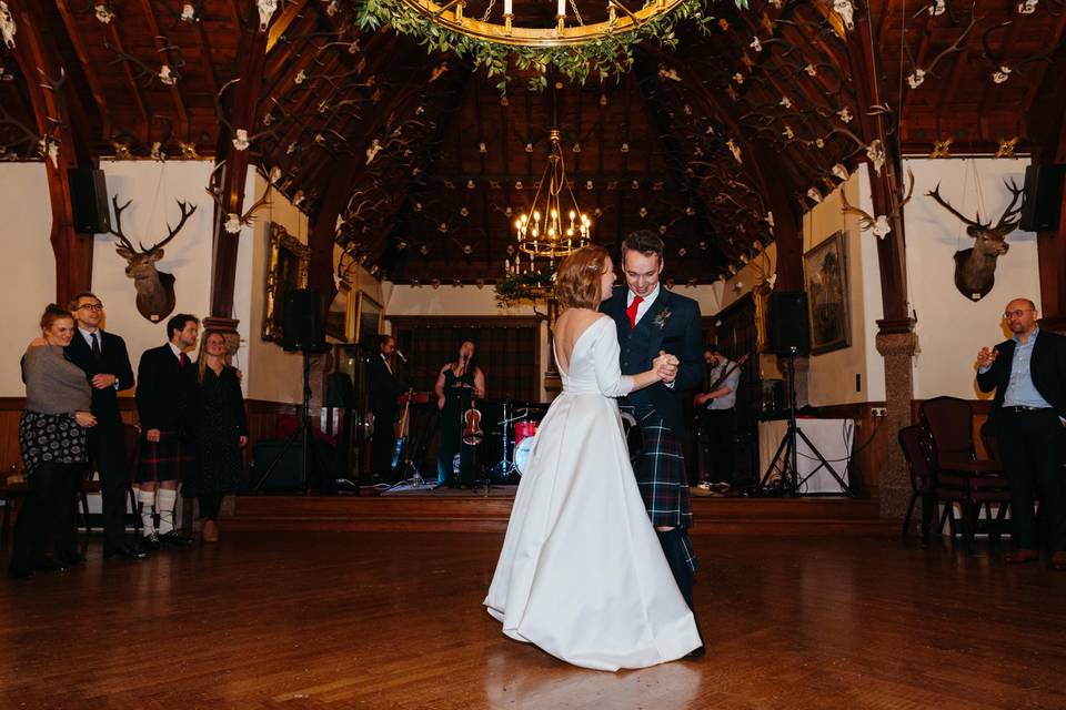 The Apollos - Scottish Wedding & Ceilidh Band