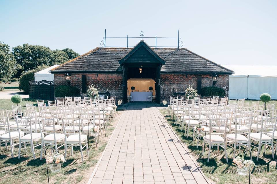 Laughton Barns