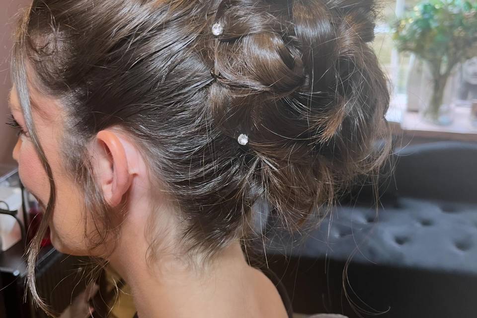 Woven bun