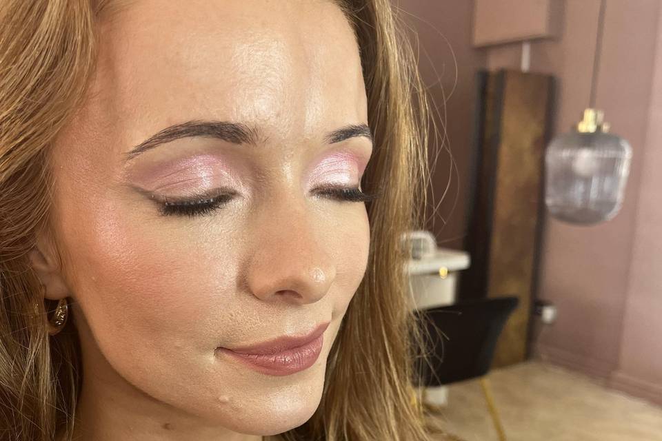 Pink eyeshadow