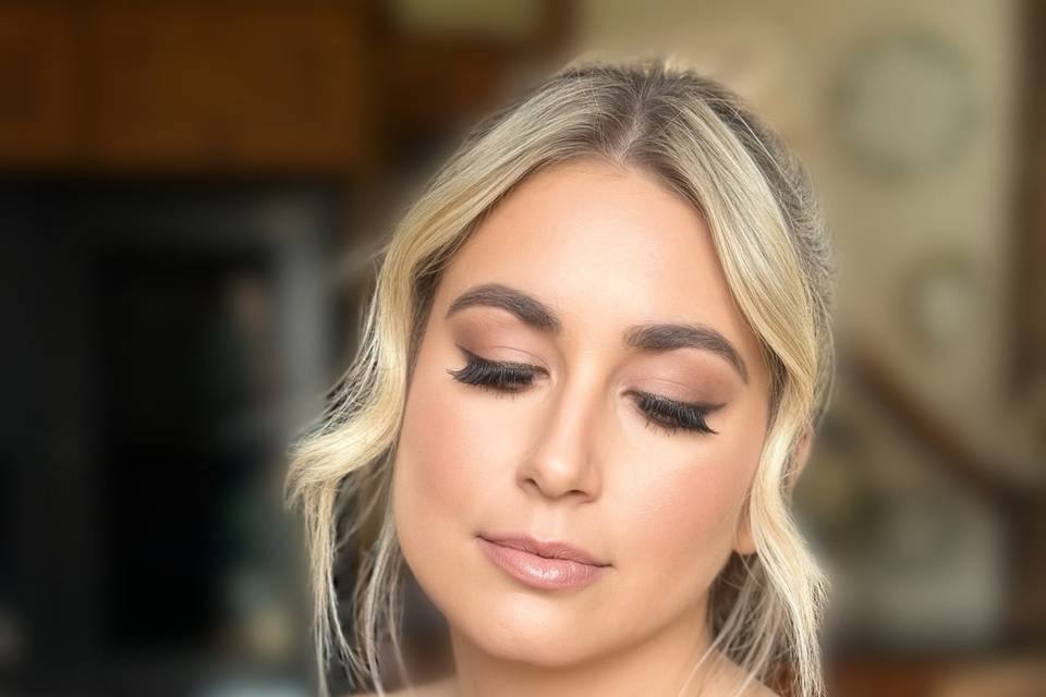 Occasion makeup