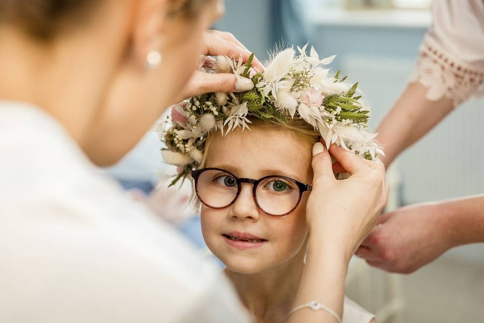 Cute Bridesmaids Floral Crown