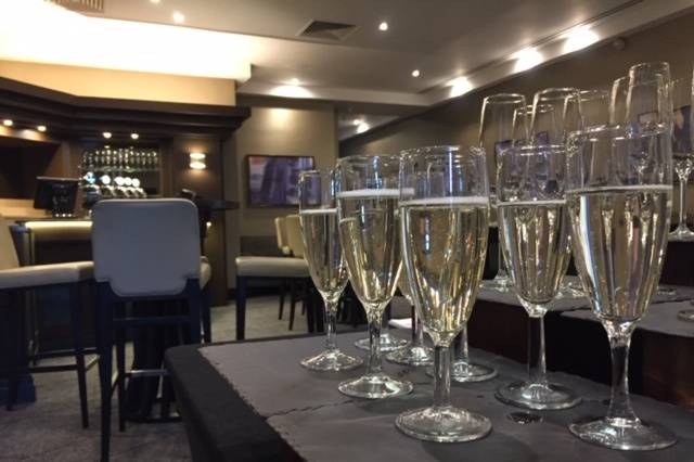 Crowne Plaza Solihull - Champagne reception